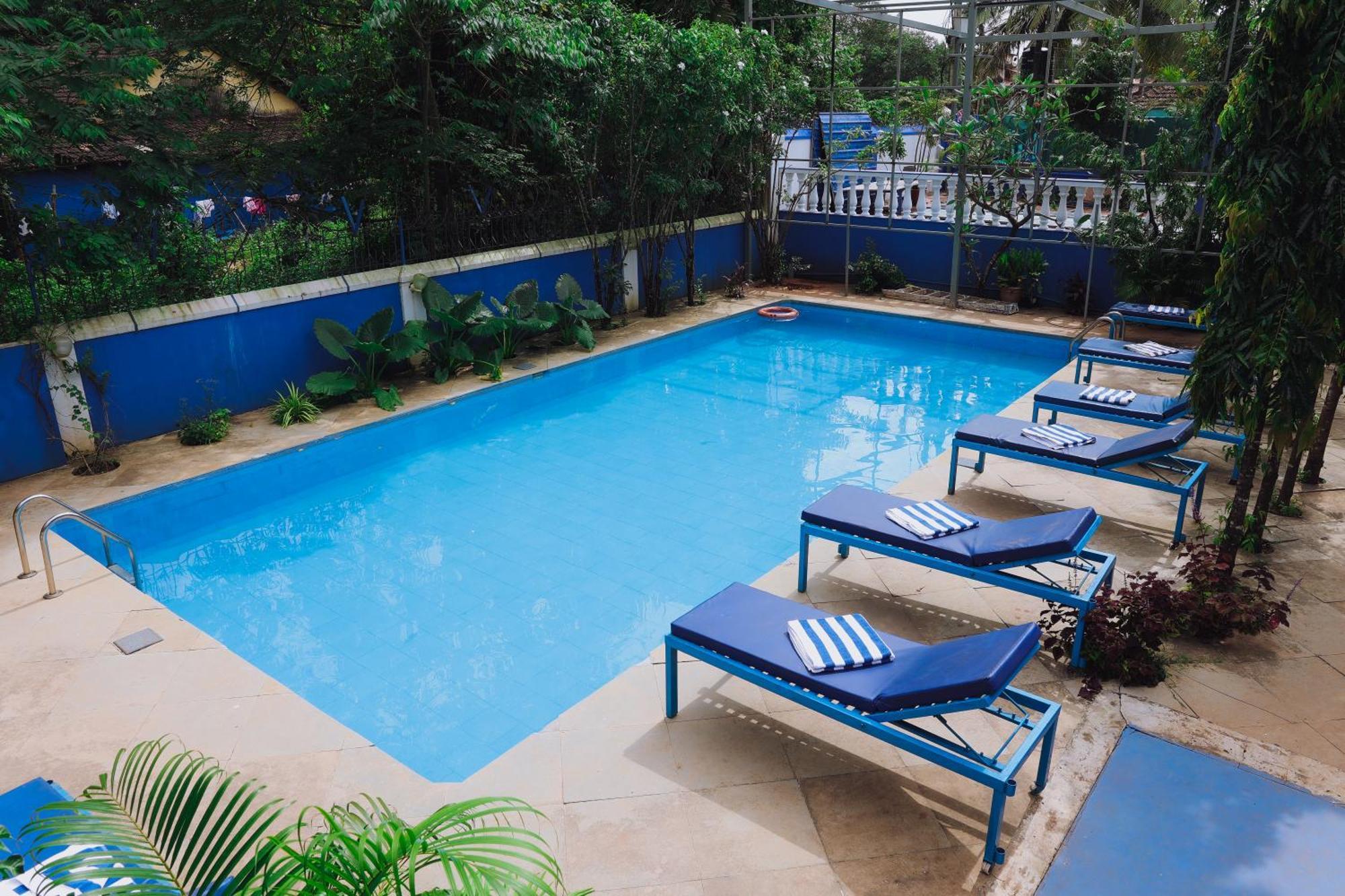 Mayflower Beach Resort By Casa Eternal Baga Exterior photo