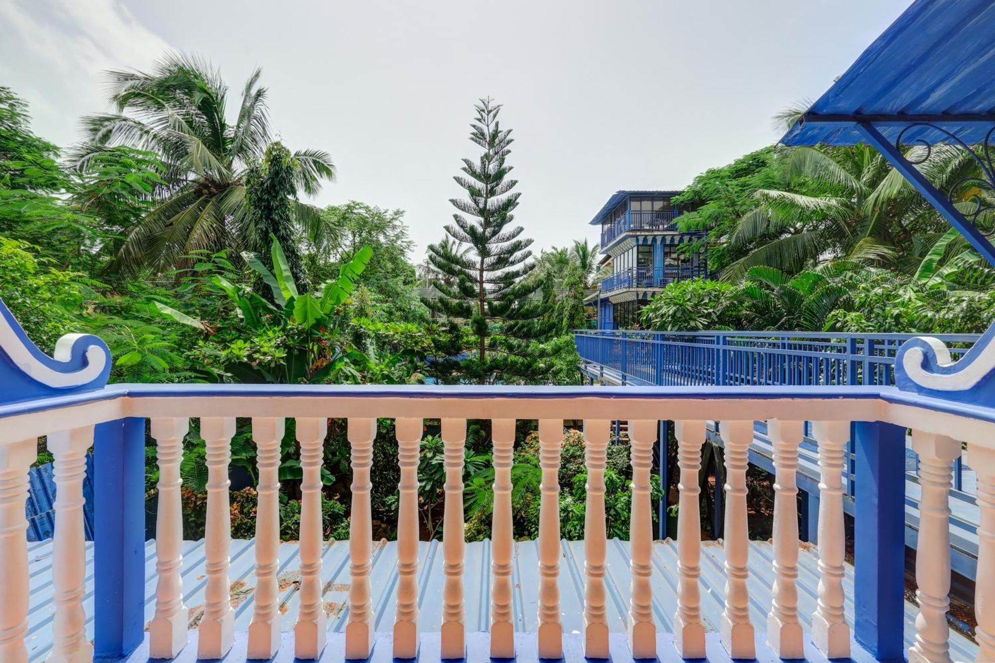 Mayflower Beach Resort By Casa Eternal Baga Exterior photo
