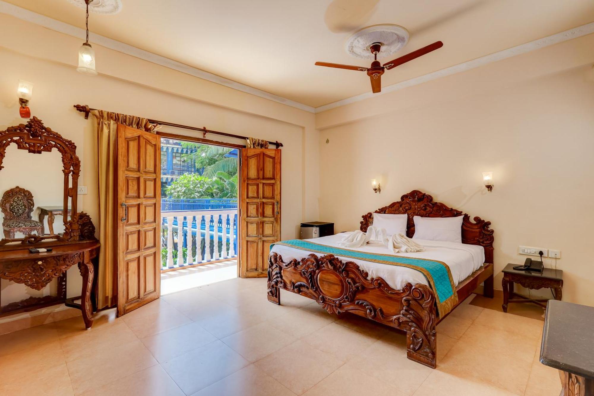 Mayflower Beach Resort By Casa Eternal Baga Exterior photo