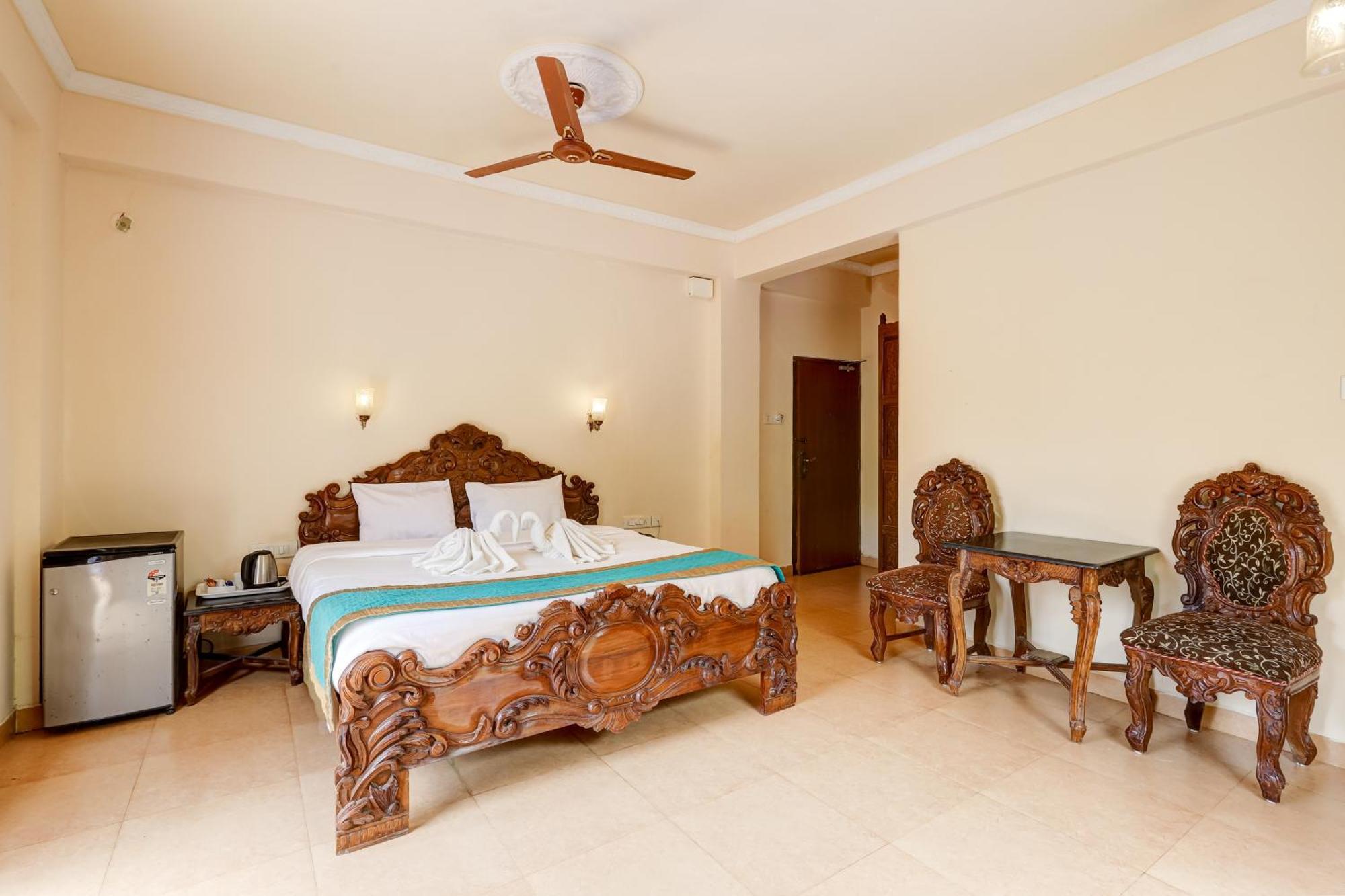 Mayflower Beach Resort By Casa Eternal Baga Room photo