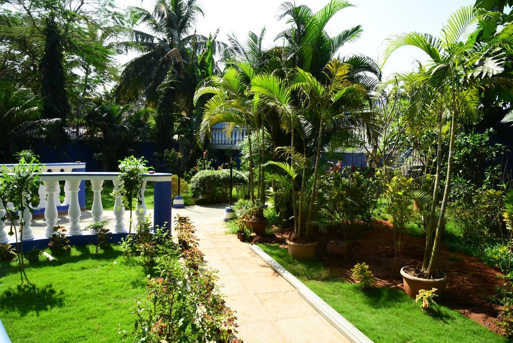 Mayflower Beach Resort By Casa Eternal Baga Exterior photo
