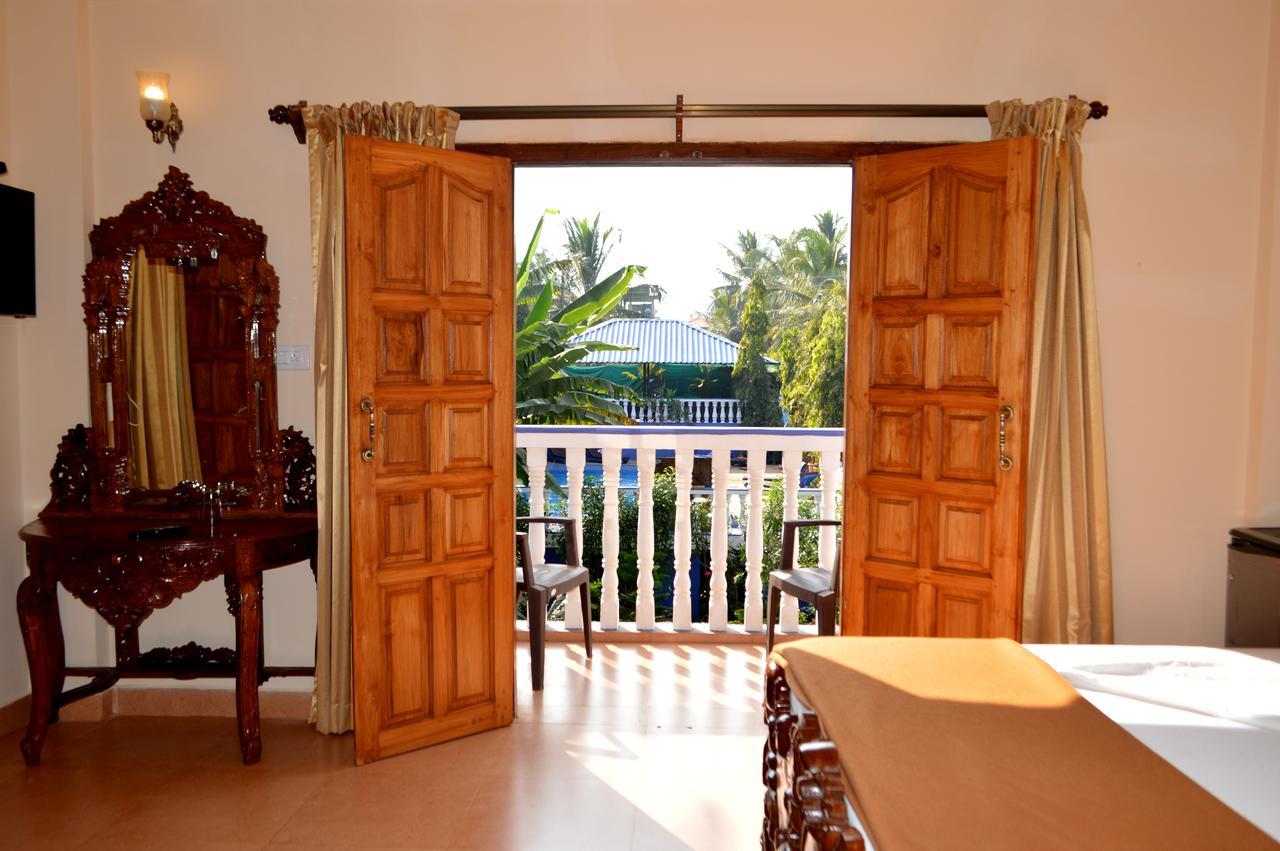 Mayflower Beach Resort By Casa Eternal Baga Exterior photo